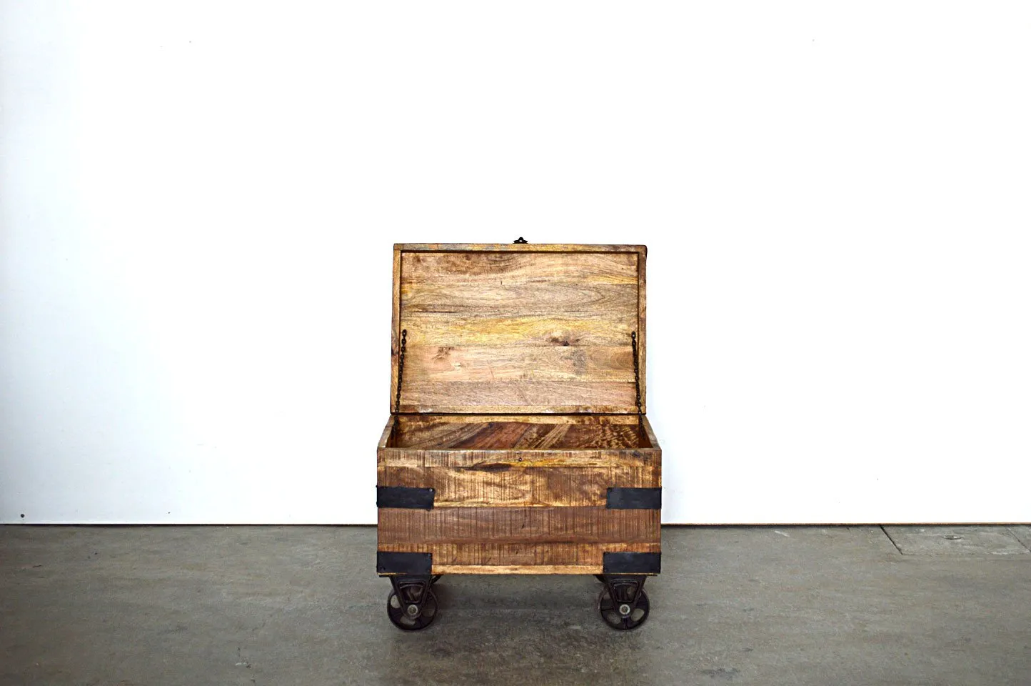 Bauletto Industrial con ruote in Legno Massello con Ruote Country Rustico - BH2516